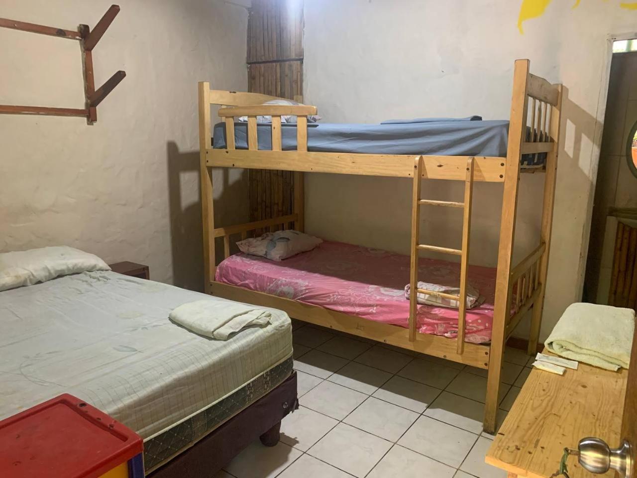 Hostal Mamacucha Montañita Extérieur photo